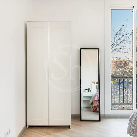 Apartament Near Sagrada Familia